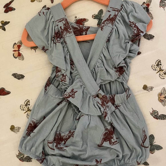 Kate Quinn Bamboo Kangaroo Ruffle Strap Bubble - Picture 2 of 2